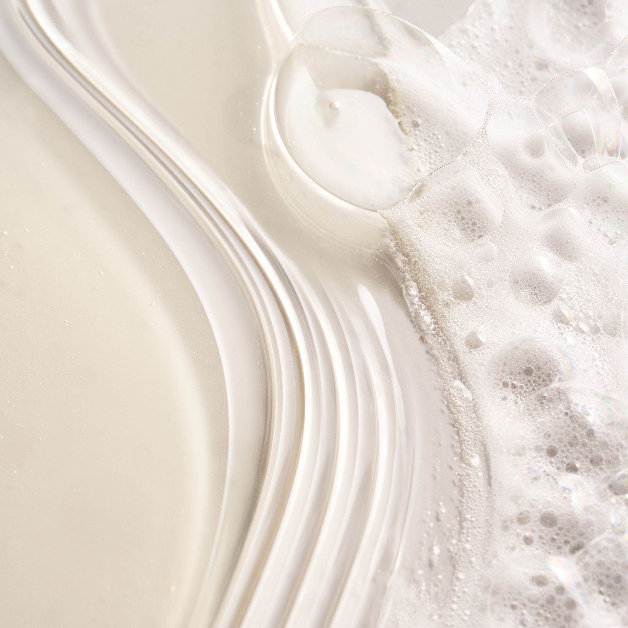 ORIBE Serene Scalp Densifying Shampoo